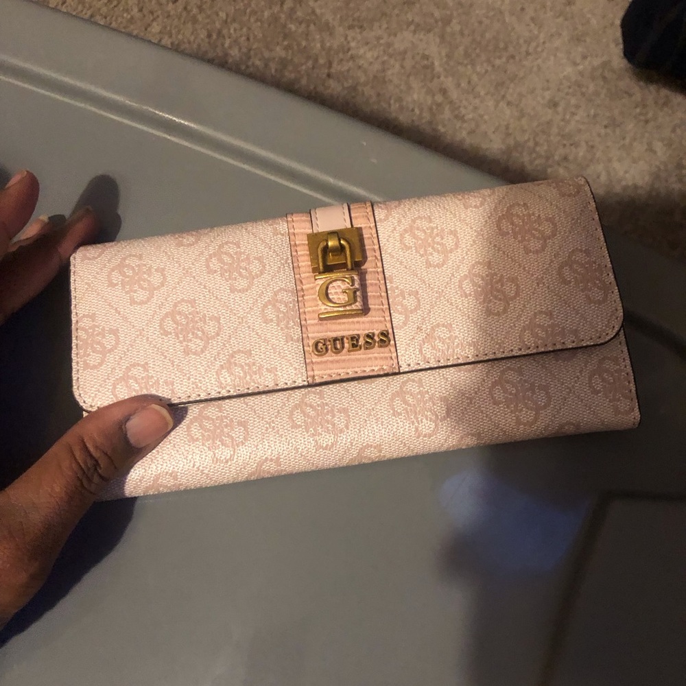 Guess wallet